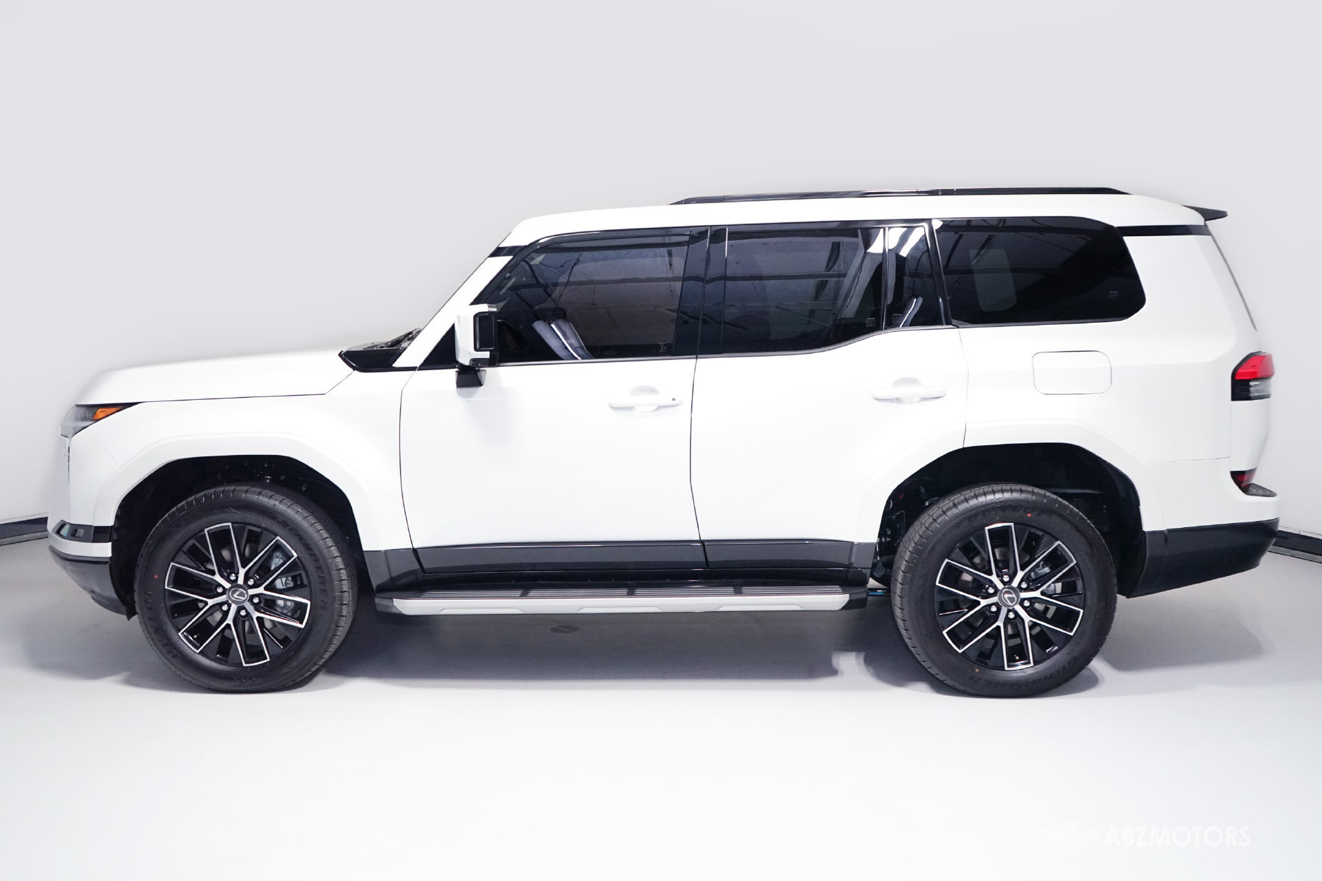 Used 2026 Lexus GX 550 AWD/4WD image 4