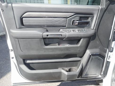 New 2026 RAM 3500 Limited image 15