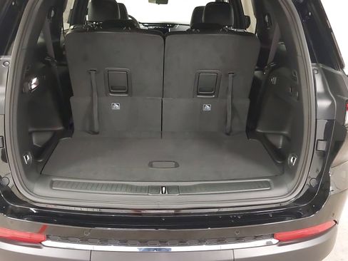 New 2025 Jeep Grand Cherokee L Limited w/ Luxury Tech Group II image 27