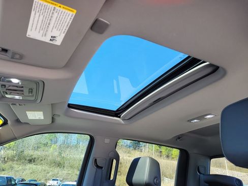 Used 2019 GMC Sierra 1500 SLT w/ SLT Premium Plus Package image 27