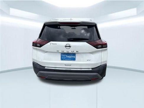 Used 2021 Nissan Rogue SV w/ Premium Package FWD image 7
