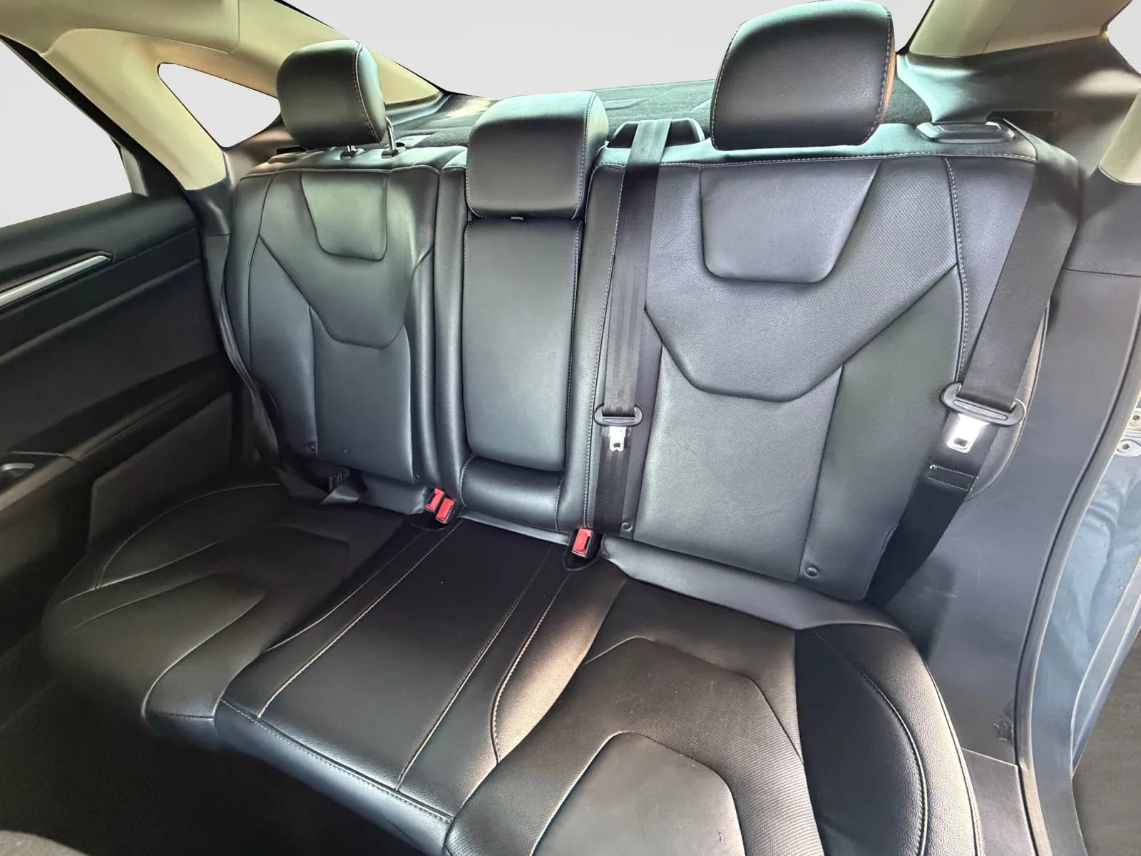 Used 2020 Ford Fusion Titanium AWD/4WD image 15