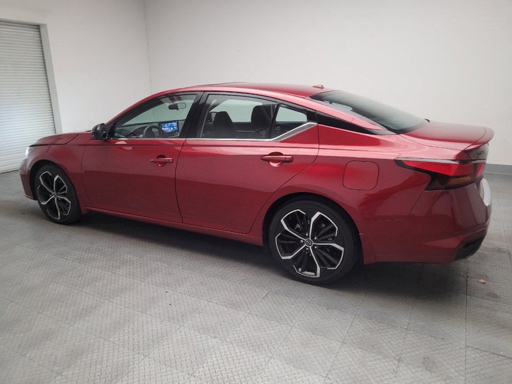 Used 2023 Nissan Altima 2.5 SR w/ SR Premium Package FWD image 3