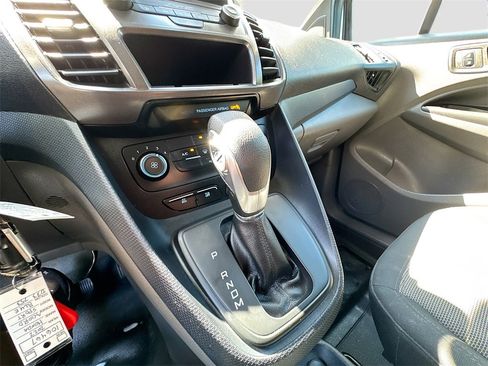 Used 2023 Ford Transit Connect XL image 16