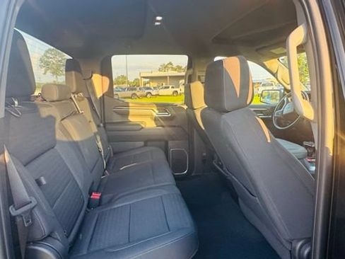 Used 2023 Chevrolet Silverado 1500 LT RWD image 25