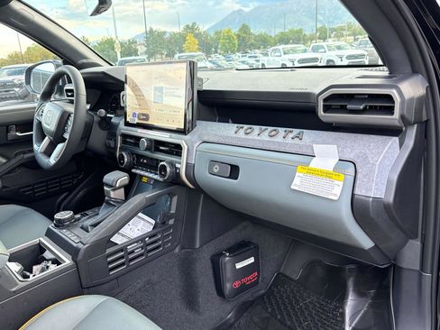 New 2026 Toyota Tacoma 4x4 Double Cab Hybrid image 15