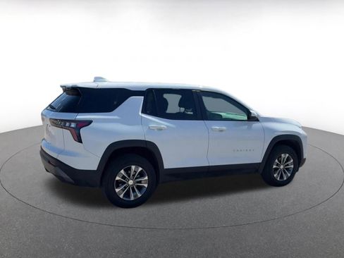 Used 2025 Chevrolet Equinox LT image 12