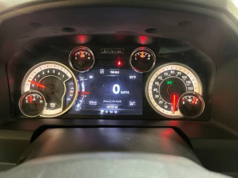 Used 2015 RAM 1500 Lone Star AWD/4WD image 20