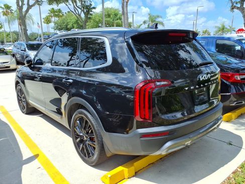 Used 2022 Kia Telluride SX FWD image 4