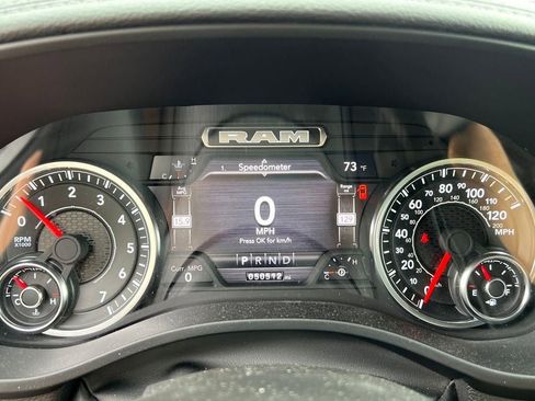 Used 2024 RAM 1500 Laramie image 13