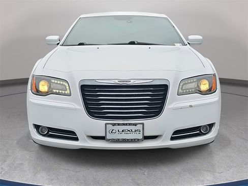 Used 2014 Chrysler 300 S image 3
