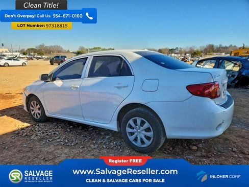 Used 2010 Toyota Corolla image 3