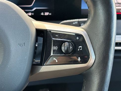 Used 2023 BMW iX xDrive50 w/ Sport Package AWD/4WD image 29