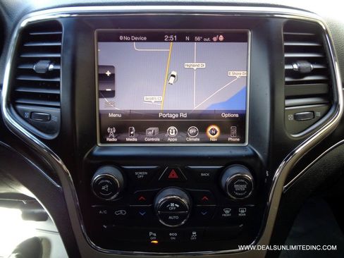 Used 2015 Jeep Grand Cherokee Limited AWD/4WD image 14