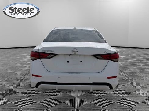 Used 2022 Nissan Sentra SV image 4