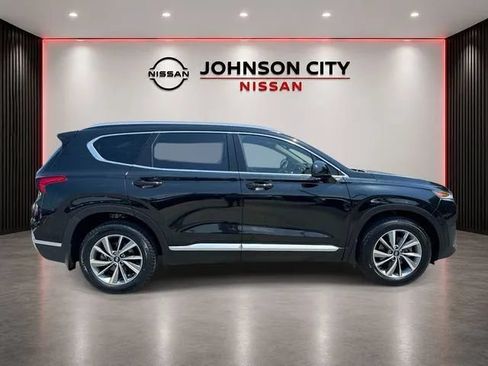 Used 2020 Hyundai Santa Fe SEL w/ Convenience Package FWD image 3