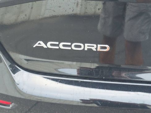 Used 2025 Honda Accord Sport image 7