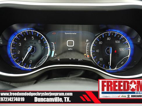 New 2027 Chrysler Pacifica Select FWD image 19
