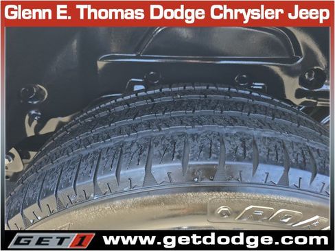 Used 2024 Jeep Wrangler Unlimited Sahara w/ Technology Group AWD/4WD image 38