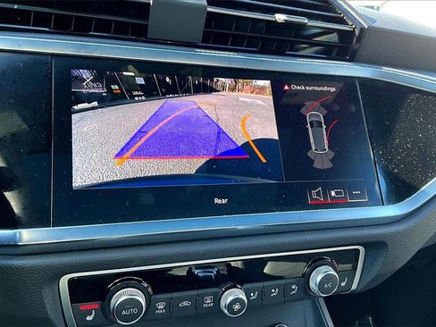 Certified 2024 Audi Q3 2.0T Premium w/ Convenience Package image 14