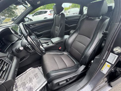 Used 2018 Honda Accord Sport image 8