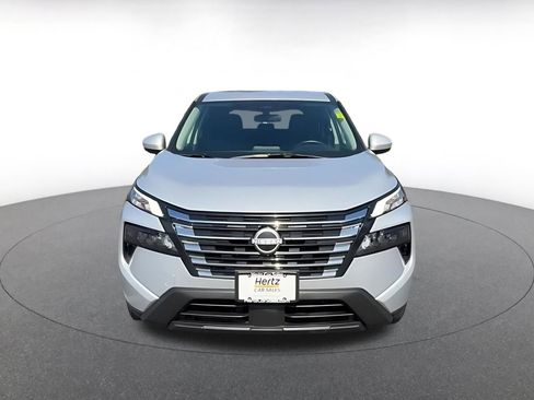 Used 2025 Nissan Rogue SV FWD image 4