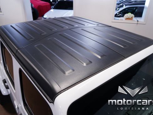 Used 2020 Jeep Gladiator Mojave image 16