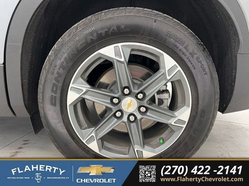 Used 2025 Chevrolet Blazer LT image 18