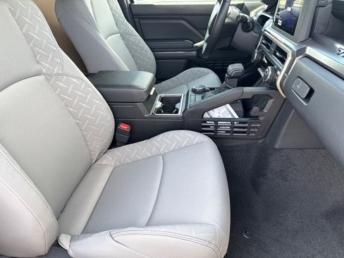 New 2026 Toyota Tacoma SR5 image 12