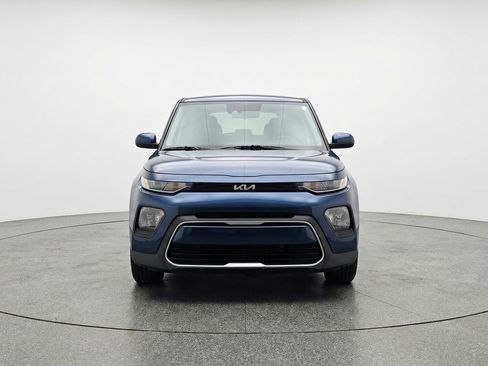 Used 2025 Kia Soul LX w/ LX Technology Package image 2