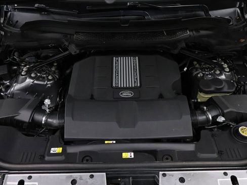 Used 2016 Land Rover Range Rover Long Wheelbase Supercharged image 32