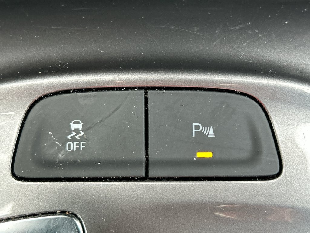 Used 2025 Chevrolet Malibu LT FWD image 32