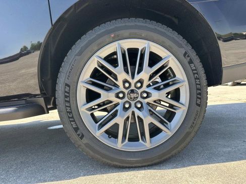 New 2026 Ford Expedition Max Platinum AWD/4WD image 19