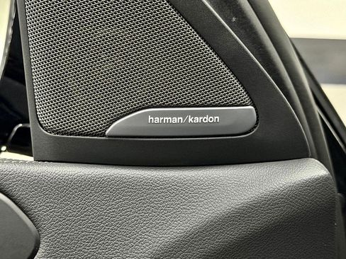 Used 2023 BMW X6 M50i w/ Executive Package image 22