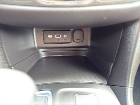 Used 2024 Chevrolet Equinox LT image 20