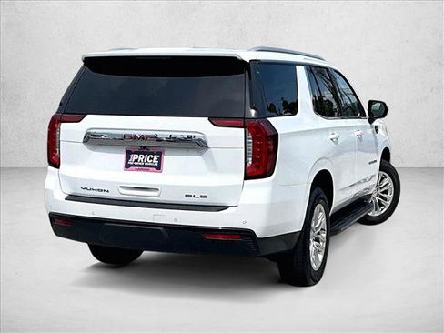 Used 2024 GMC Yukon SLE w/ Gmc Pro Safety Plus Package RWD image 2