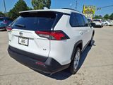 Used 2019 Toyota RAV4 LE image 5