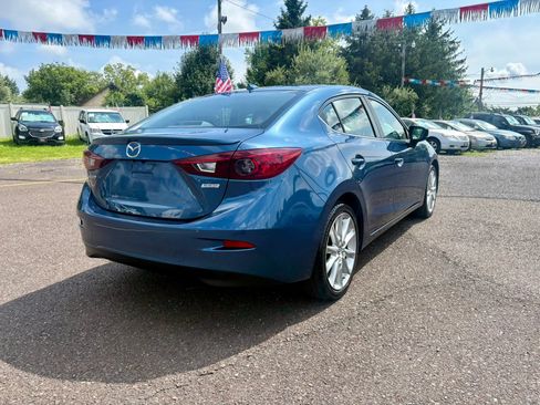 Used 2017 MAZDA MAZDA3 Touring w/ Popular Equipment Package FWD image 5