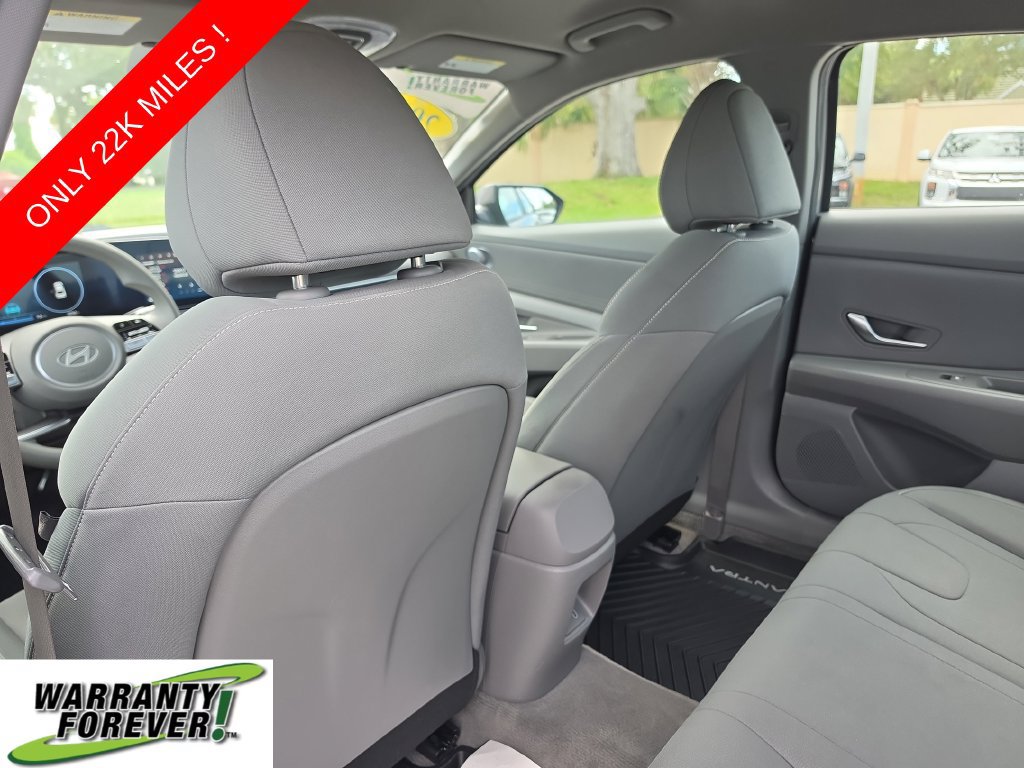 Used 2024 Hyundai Elantra SEL FWD image 11