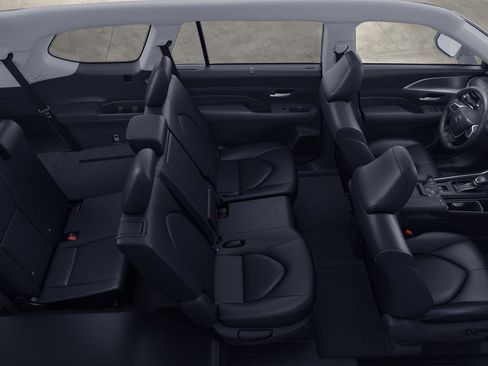 New 2026 Toyota Grand Highlander AWD image 4