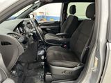 Used 2020 Dodge Grand Caravan SE image 4