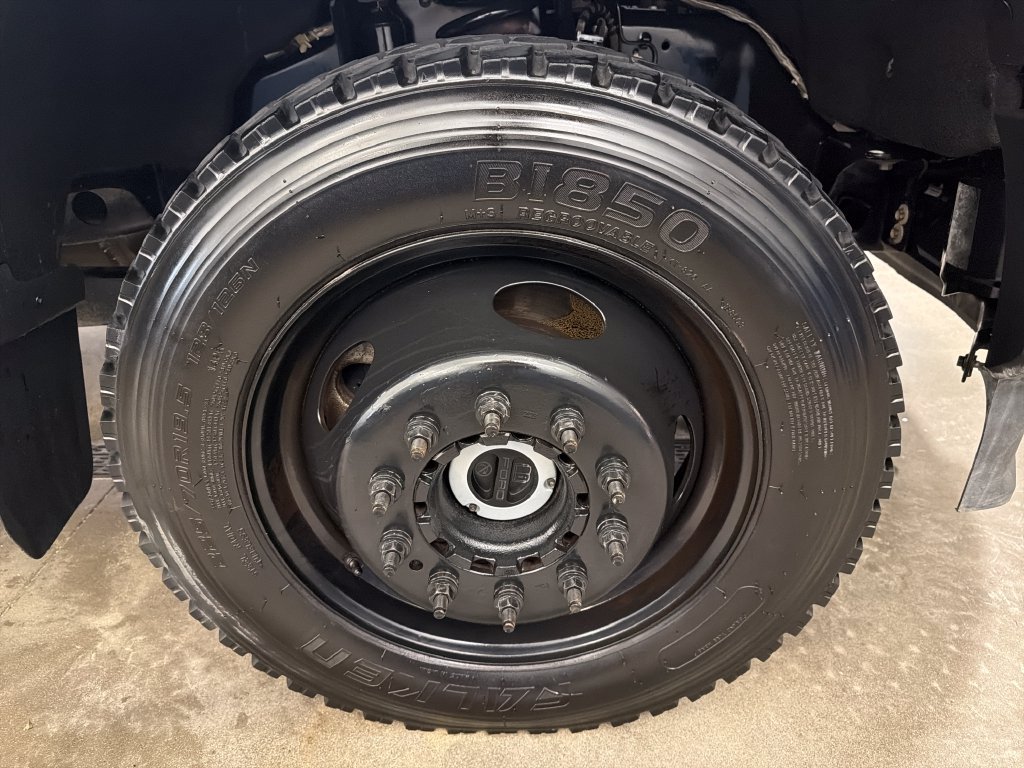 Used 2024 Ford F450 XLT AWD/4WD image 19