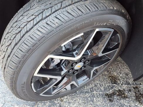 New 2026 Chevrolet Traverse High Country w/ LPO, Floor Liner Package image 15