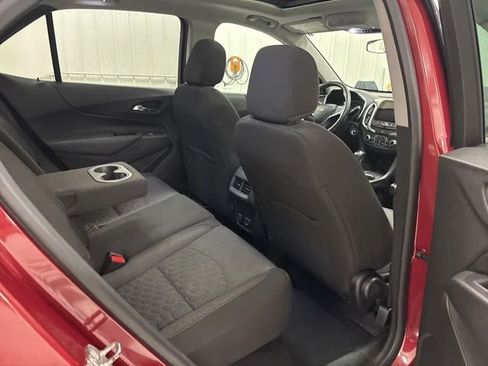 Used 2018 Chevrolet Equinox LT w/ Sun & Infotainment Package AWD/4WD image 32