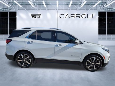 Used 2022 Chevrolet Equinox Premier image 3