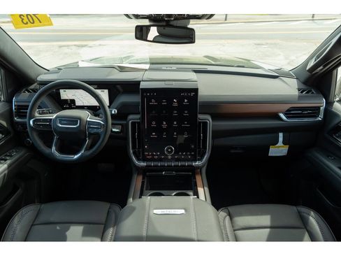 New 2026 GMC Yukon Denali w/ Sun & Power Step Package image 33