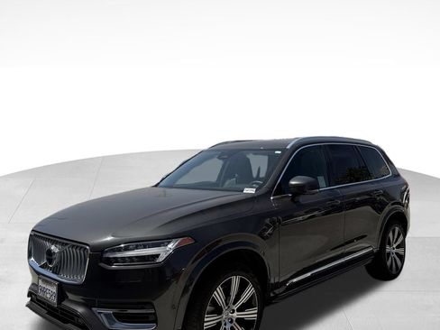 Used 2023 Volvo XC90 T8 Plus w/ Protection Package Premier AWD/4WD image 1