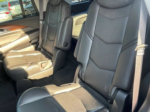 Used 2016 Cadillac Escalade Premium AWD/4WD image 45