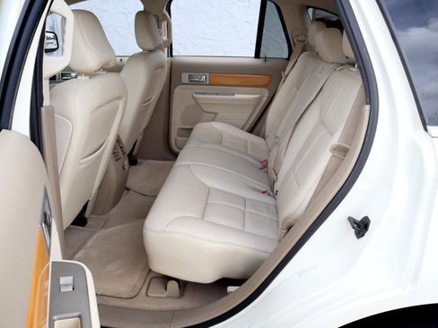 Used 2007 Lincoln MKX FWD image 21