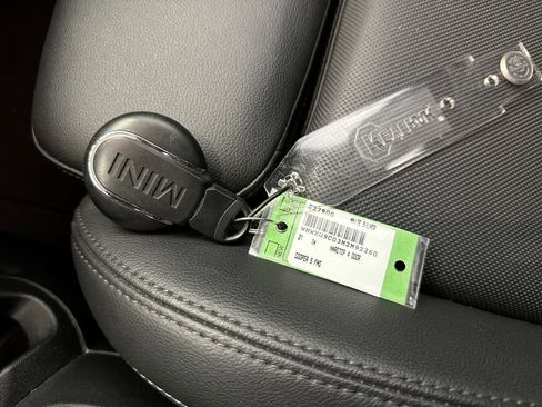 Used 2021 MINI Cooper S image 12